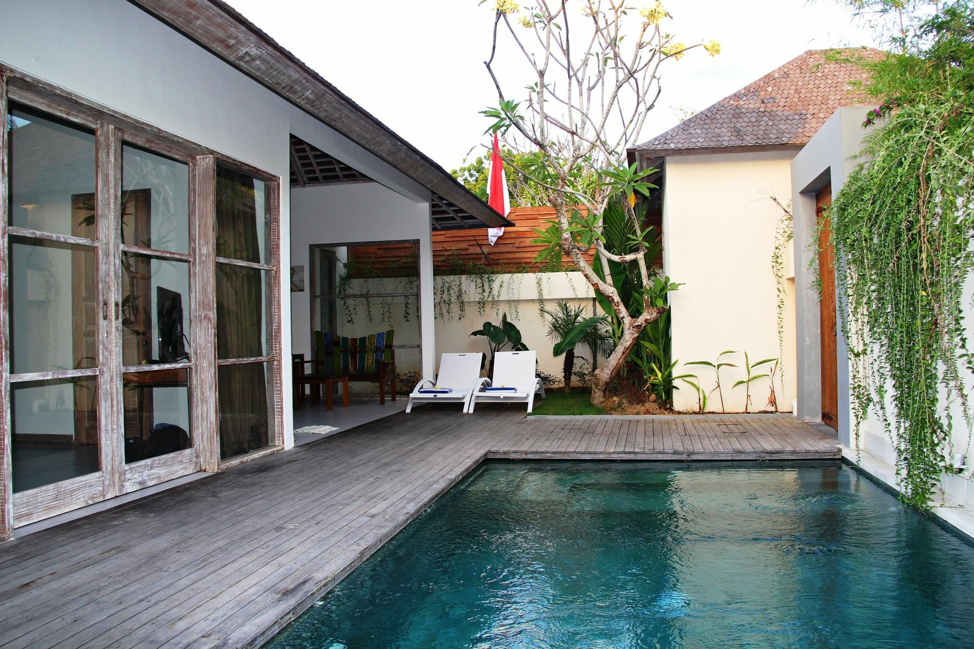 The Decks Bali Villa Legian  Exterior photo