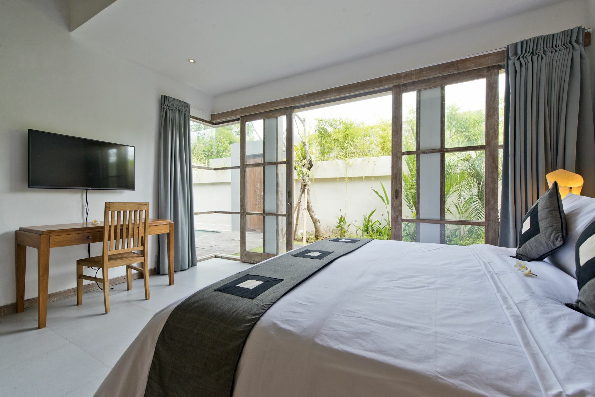 The Decks Bali Villa Legian  Exterior photo